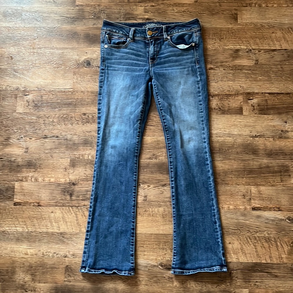 Women’s Size 8 Kick Boot Jeans